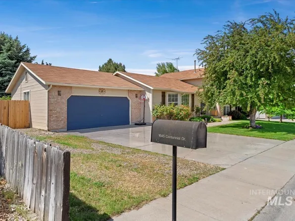 1645 Centennial Dr, Mountain Home, ID 83647