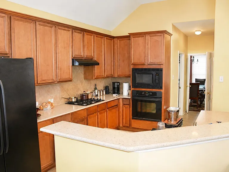 4106 Hidden Fort Ln — Photo 4