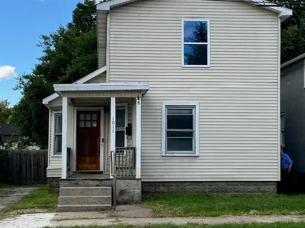 1011 Hamilton Ave NW, Grand Rapids, MI 49504