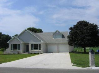 3124 N West Shafer Dr, Monticello, IN 47960