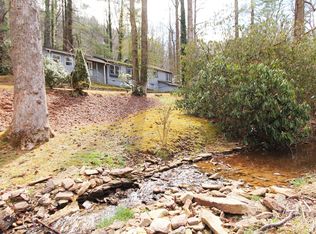 407 Turley Falls Rd, Hendersonville, NC 28739