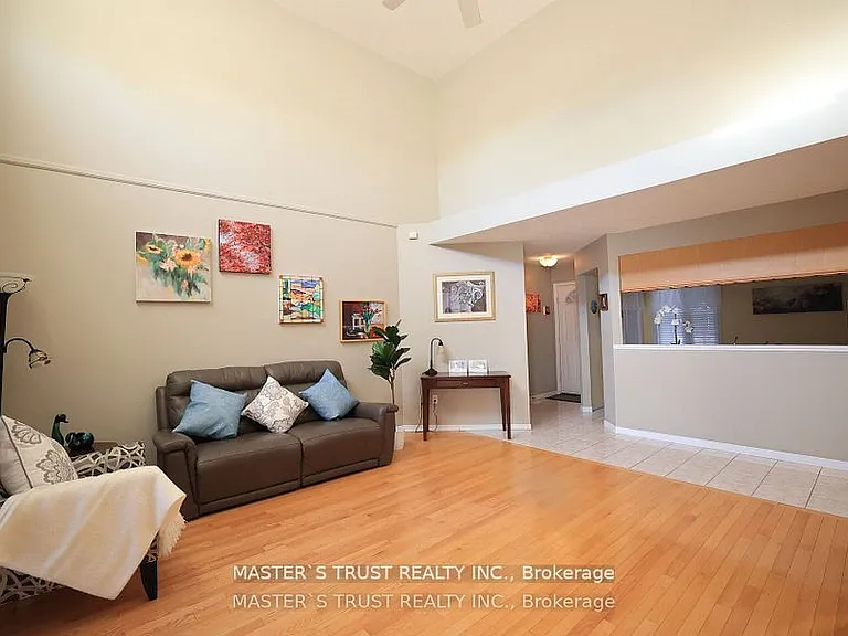 784 Gordon St #6 — Photo 8