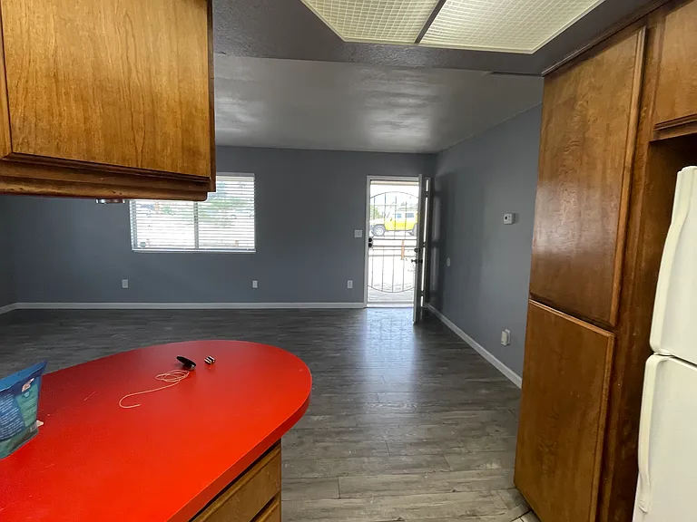 5967 Alpine Ave — Photo 6