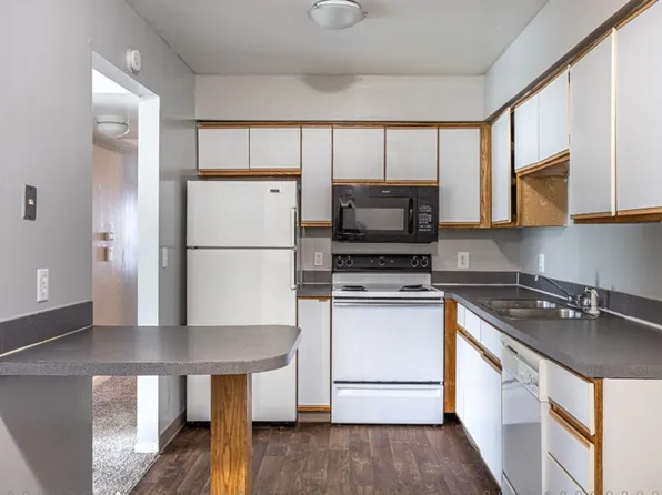 August Place Apartments