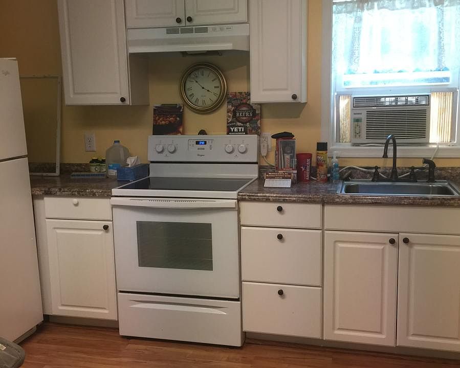 2nd image of 45755 Stoney Run Dr #1A
