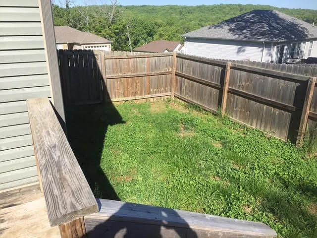 112 Lakeview Ct — Photo 8