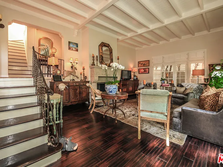 1367 N Beverly Dr — Photo 12
