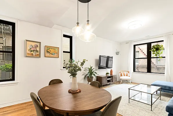 Sold by Mont Sky Real Estate | media 2