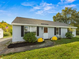 9 Nicholas Cir, Dover, NH 03820