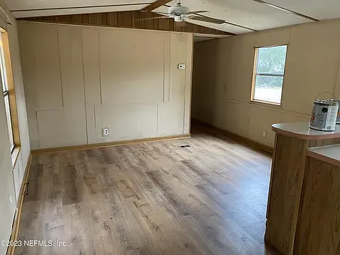 220 Mirror Lake Dr Photo 1