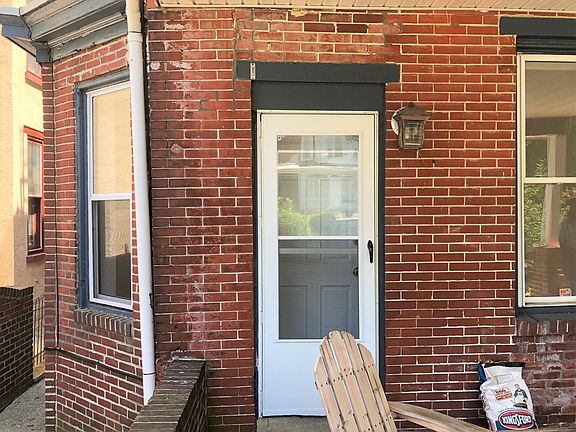 3rd image of 802 N Harrison St APT 1