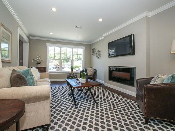5th image of 555 Redwood Ave