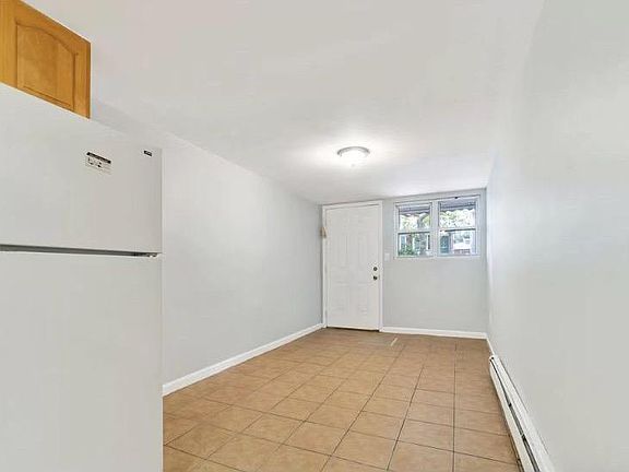 3rd image of 8516 10th Ave Floor 1