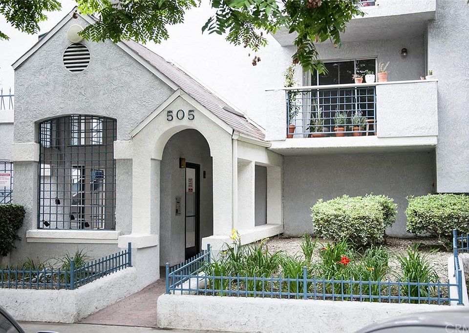 1st image of 505 W 5th St APT 309