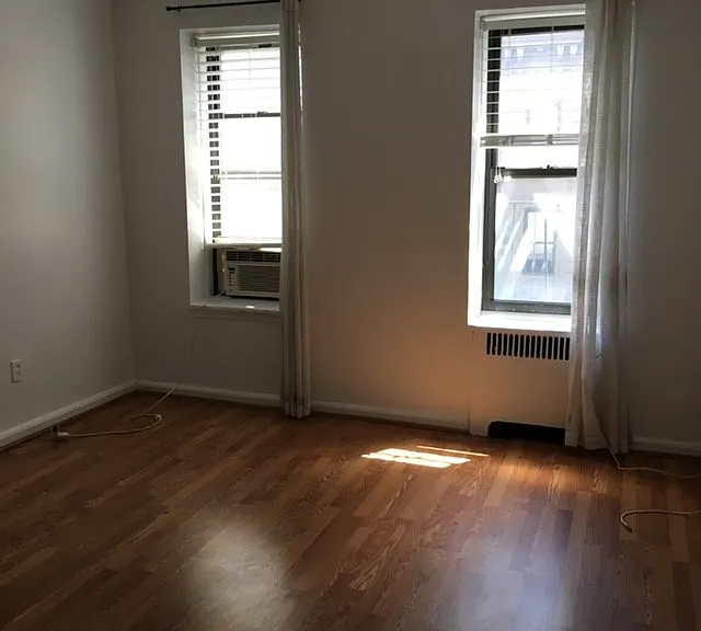 343 E 51st St #4-C — Photo 7
