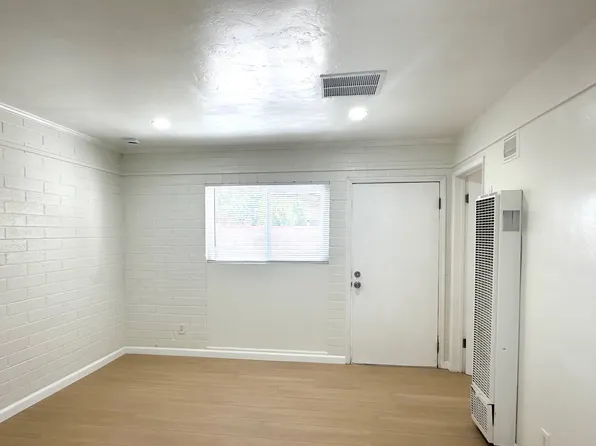 854 W Milling St, Lancaster, CA 93534