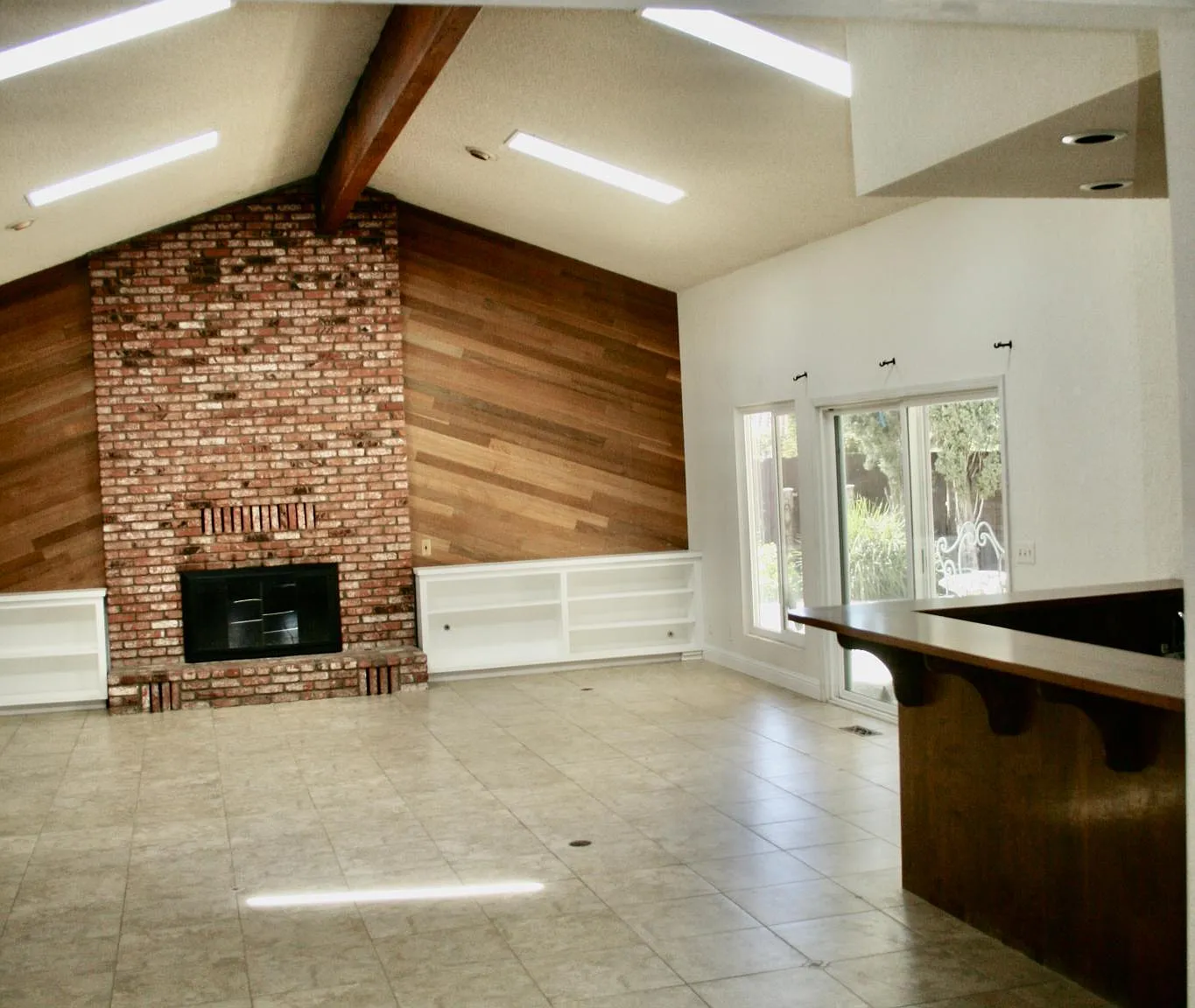 2515 Quail Valley Rd — Photo 3