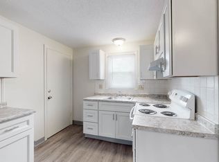 Crown Pointe Apartments, Belchertown, MA 01007