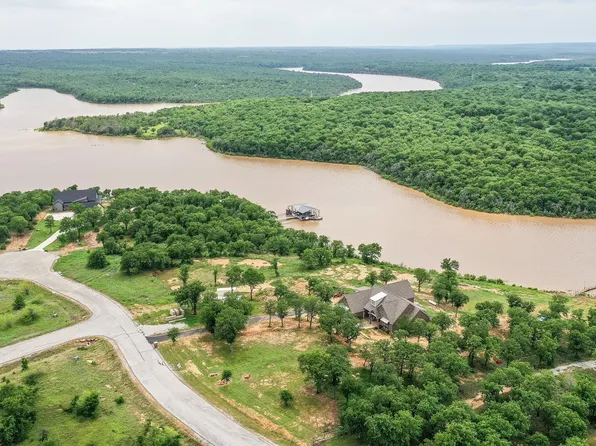 133 Sunset Bay Pointe Ct, Chico, TX 76431