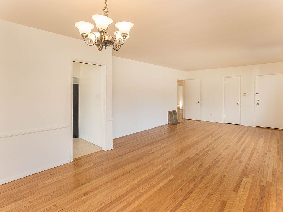1st image of 11000 Culver Blvd APT A