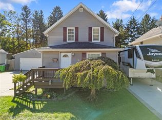 3958 Warner St, Mogadore, OH 44260
