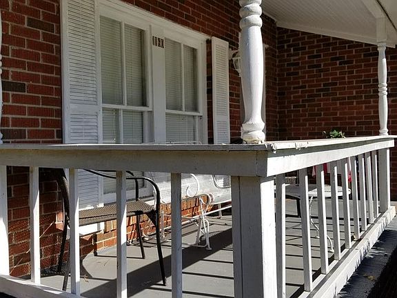 2nd image of 1160 Cypress St