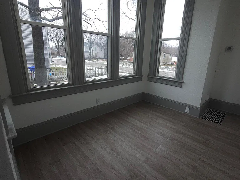 4715 10th Ave #1 — Photo 7