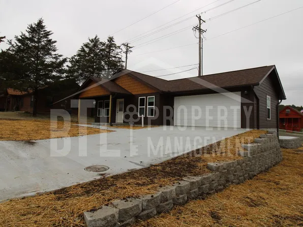 300 Valley Stream Cir, Hollister, MO 65672