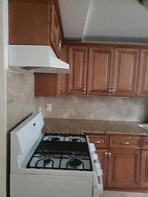 5th image of 1451 E 51st St #1