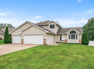 23161 Dahlia St NW, Saint Francis, MN 55070