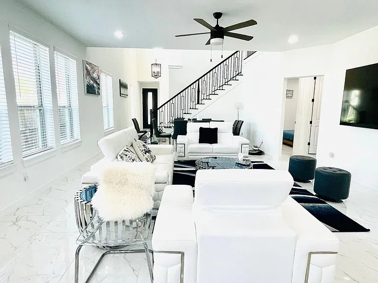 27039 Flower Isle Ln — Photo 5