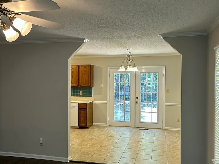 7245 Shawan Rd — Photo 2