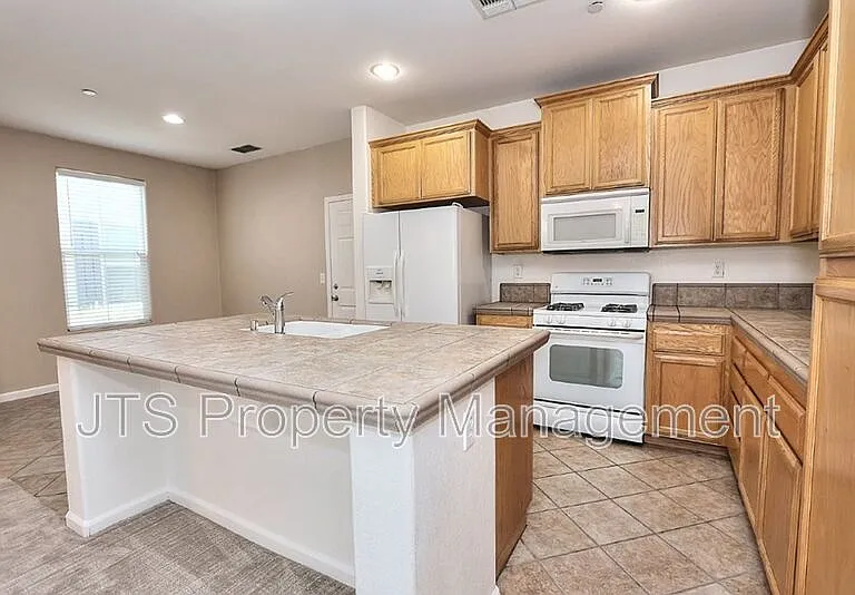 506 Navigator Dr — Photo 4