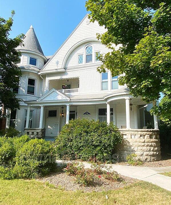 538 N Randolph St IL Zillow Apartments for Rent in