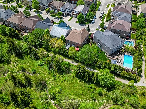 2nd image of 2371 Calloway Dr