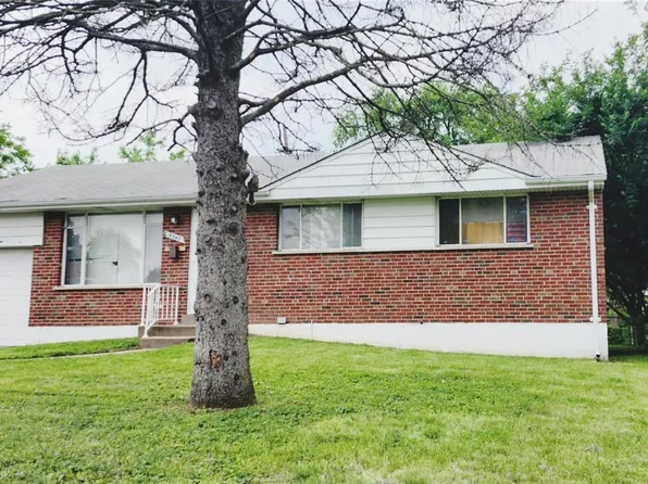 9347 Melanie Dr, Saint Louis, MO 63137