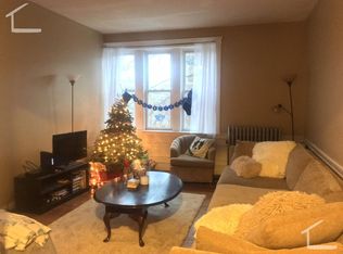 313 Saint Paul St #3, Brookline, MA 02446