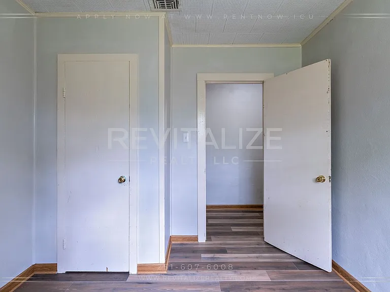 3230 Greenleaf Ct — Photo 18