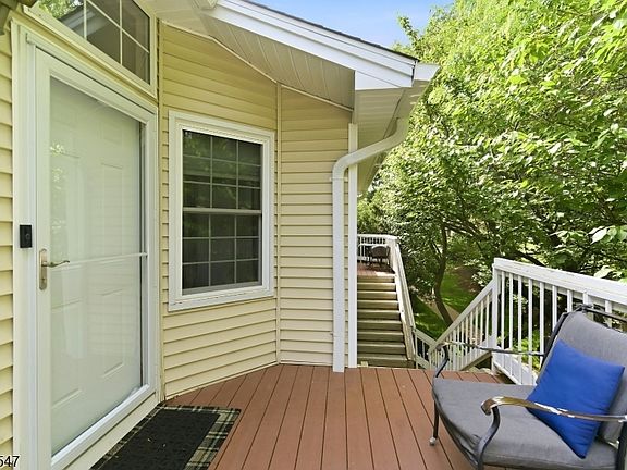 4th image of 78 Sage Ct