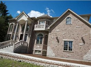 6N306 Medinah Rd, Medinah, IL 60157