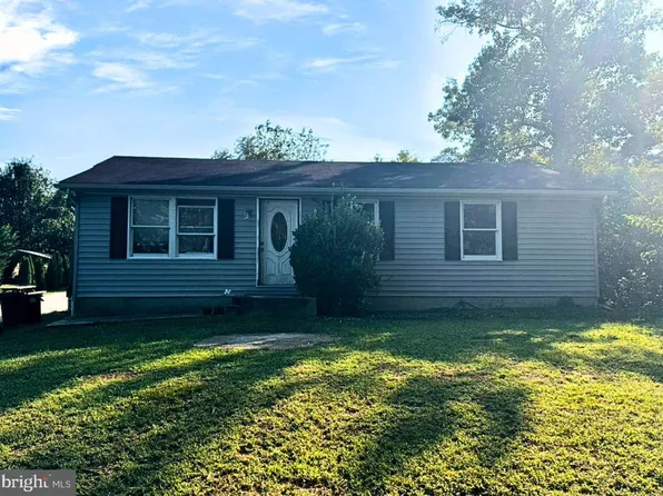 902 Flavia Ct, Prince Frederick, MD 20678