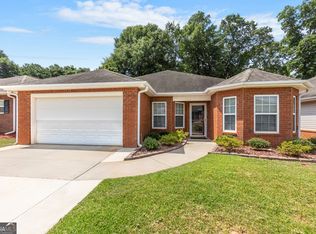 221 Pebble Beach Dr, Perry, GA 31069