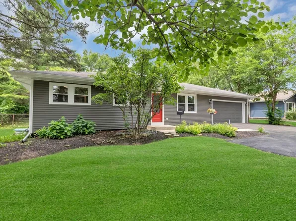 120 S Park Blvd, Glen Ellyn, IL 60137