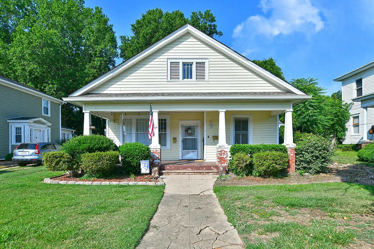 Building Photo - 152 Avant St #B