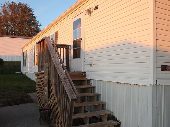 2nd image of 910 W 6th St Trailer 46