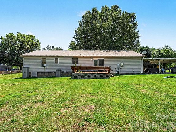 2nd image of 129 Laura Rd