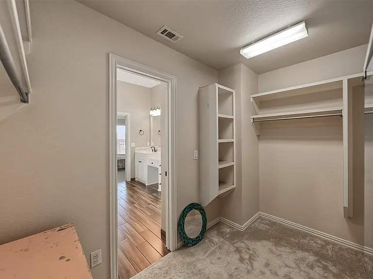 1335 Bradford Dr — Photo 7