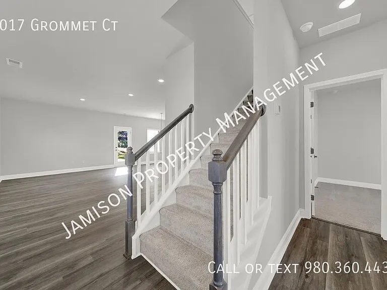 4017 Grommet Ct — Photo 3