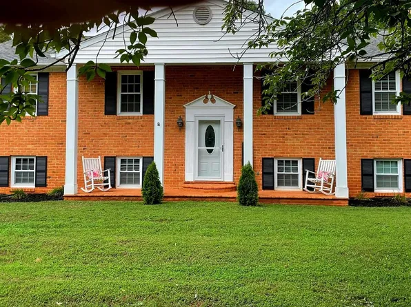 112 Hickory Way, Madison Heights, VA 24572