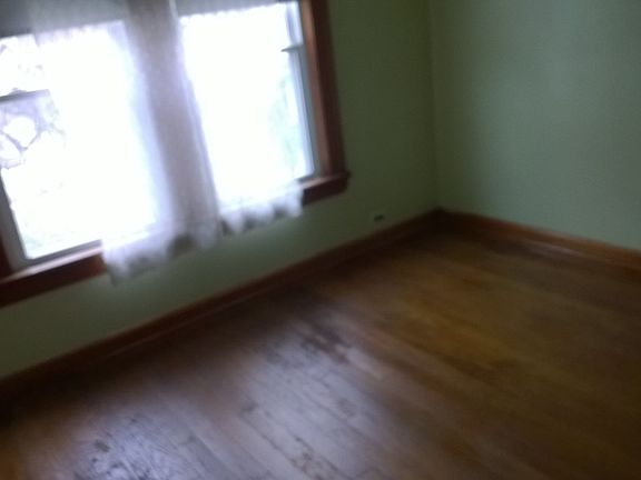 2nd image of 3982 E 52nd St